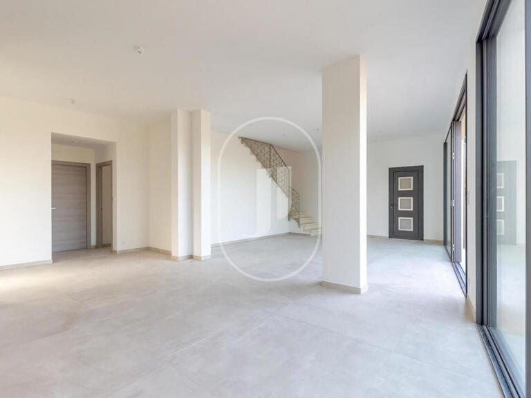 Propriété L'Isle-sur-la-Sorgue - 3 chambres - 137m²