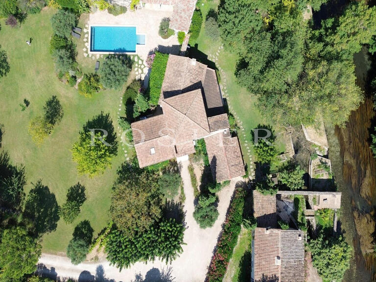 Villa L'Isle-sur-la-Sorgue - 5 chambres - 188m²