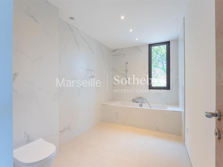 Maison La Ciotat - 6 chambres - 241m²