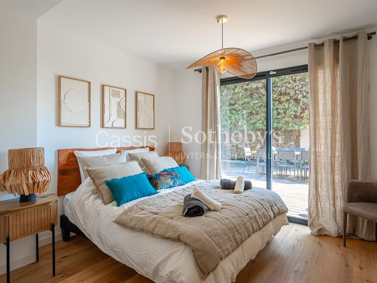 Maison La Ciotat - 5 chambres - 182m²