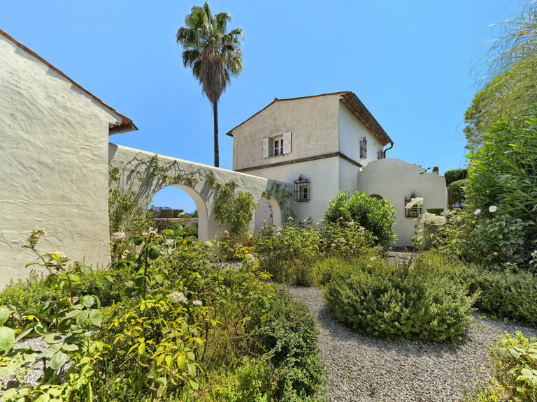 Maison La Colle-sur-Loup - 5 chambres - 350m²