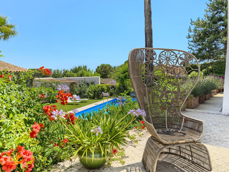 Maison La Colle-sur-Loup - 5 chambres - 350m²