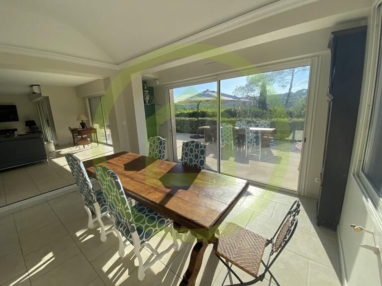 Maison La Colle-sur-Loup - 3 chambres - 172m²