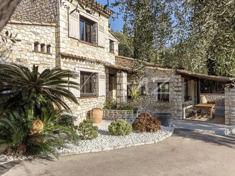 Villa La Colle-sur-Loup - 5 bedrooms - 215m²