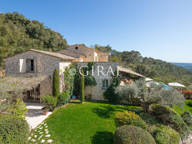 Villa La Colle-sur-Loup - 6 chambres - 364m²