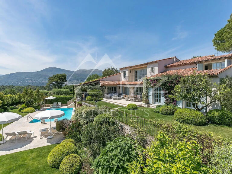 Villa La Colle-sur-Loup - 4 chambres - 300m²