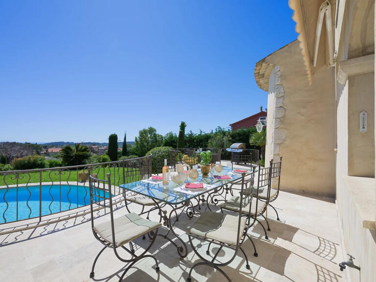 Villa La Colle-sur-Loup - 5 chambres - 328m²