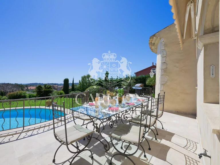 Villa La Colle-sur-Loup - 5 chambres - 328m²