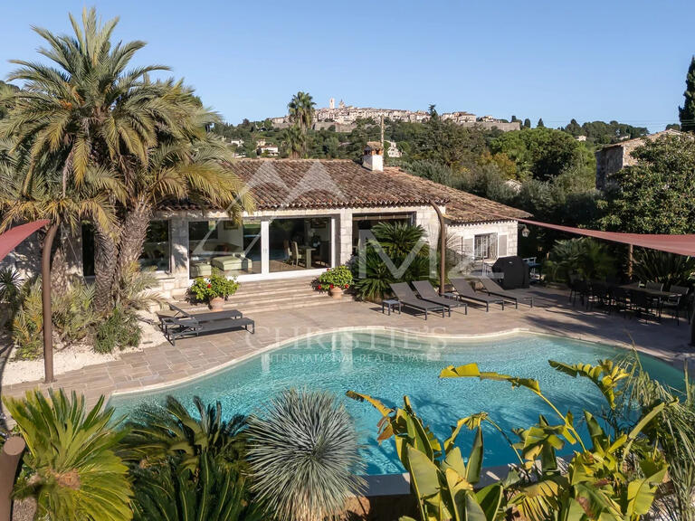 Villa La Colle-sur-Loup - 3 chambres - 240m²