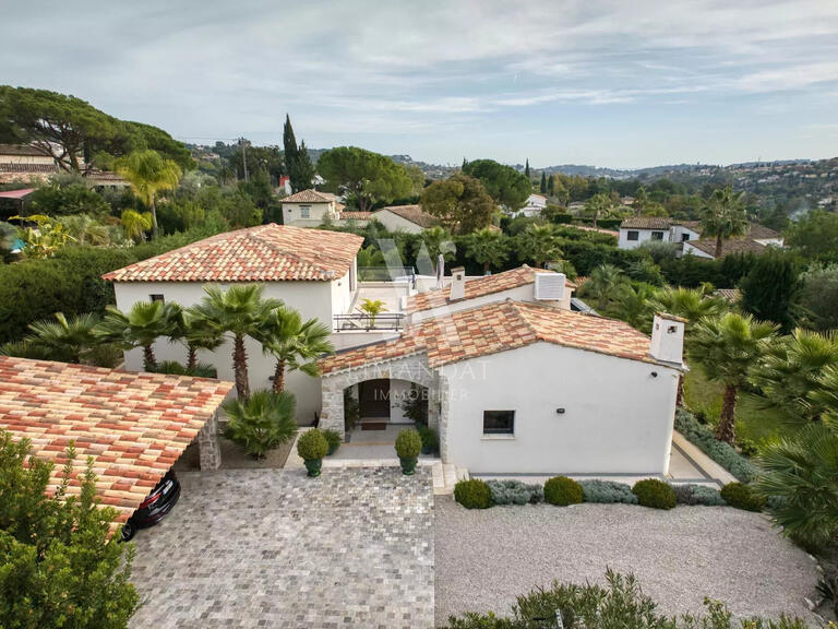 Villa La Colle-sur-Loup - 5 chambres - 242m²