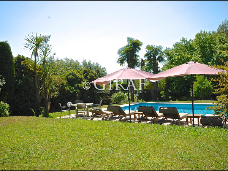 Villa La Colle-sur-Loup - 4 bedrooms - 234m²