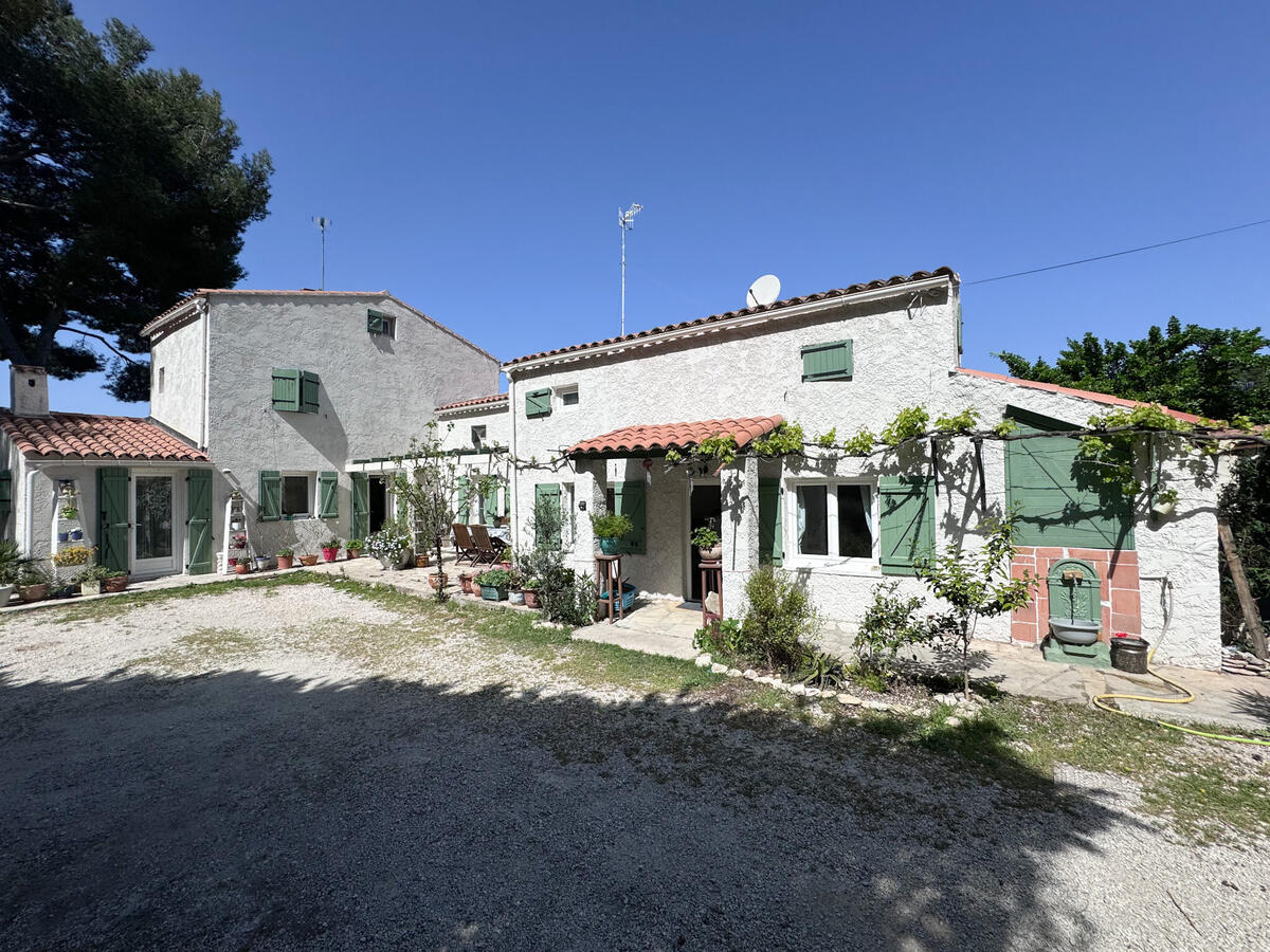 Maison La couronne-carro