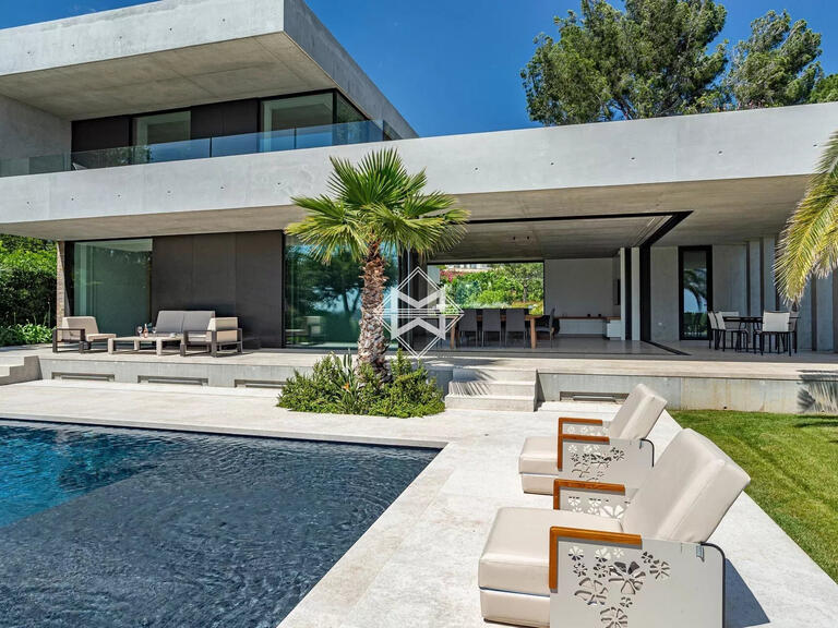 Villa La Croix-Valmer - 4 bedrooms - 260m²