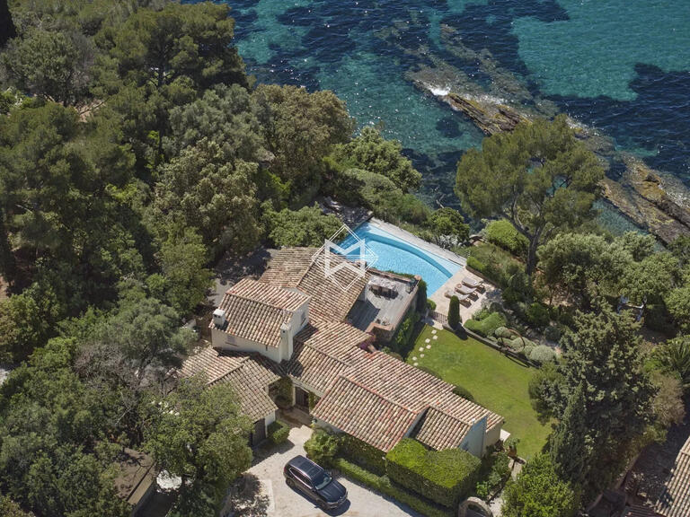 Villa La Croix-Valmer - 7 bedrooms - 250m²