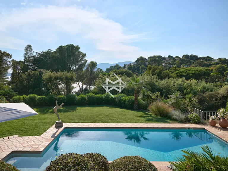 Villa with Sea view La Croix-Valmer - 5 bedrooms - 250m²