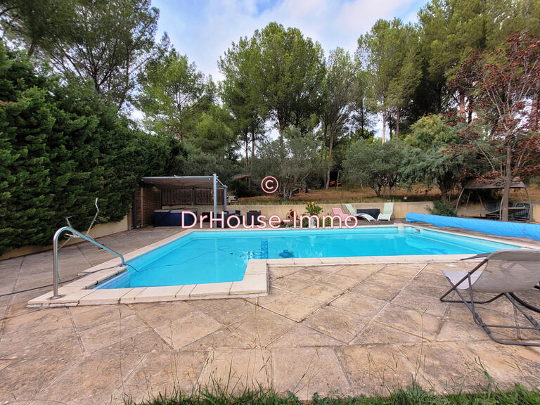 Vente Villa La Fare-les-Oliviers - 6 chambres