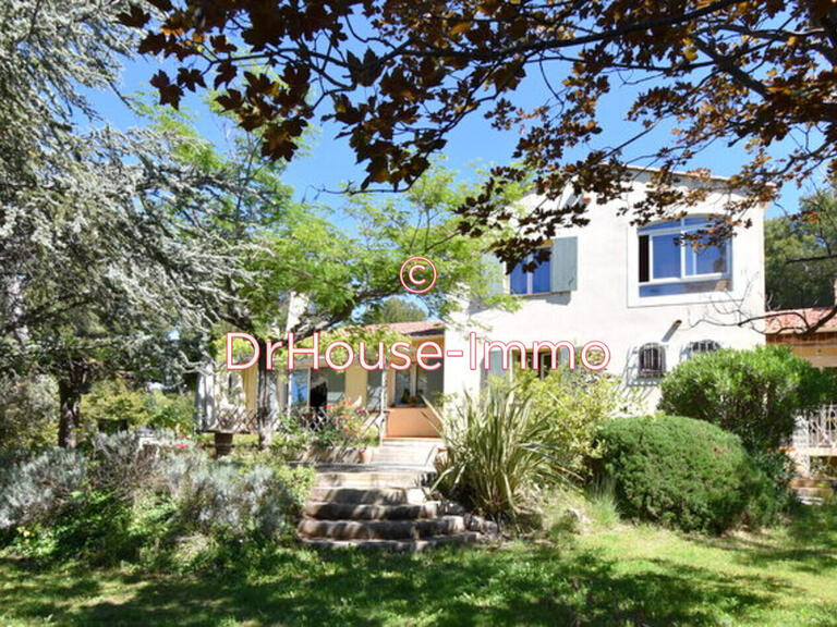 Villa La Fare-les-Oliviers - 6 chambres - 217m²