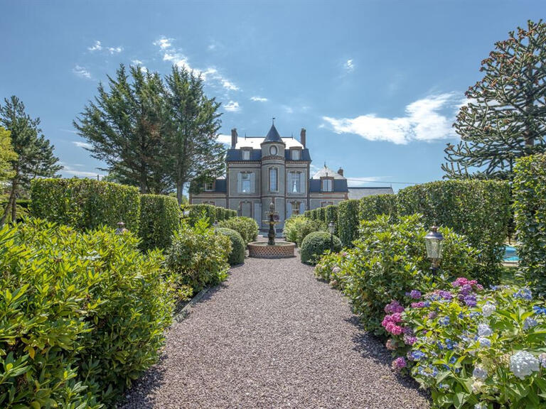 Château La Ferrière-sur-Risle - 9 chambres - 476m²