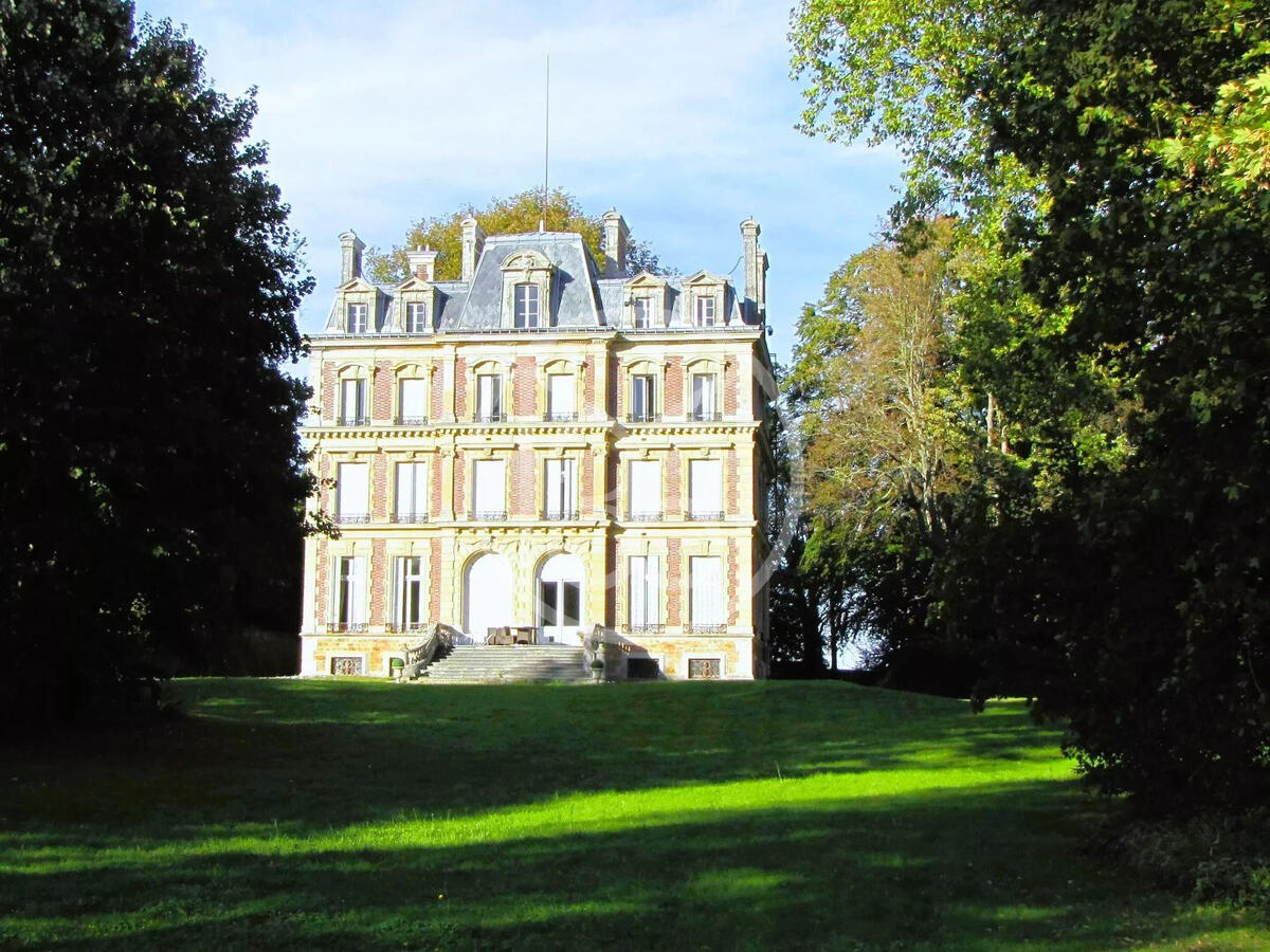 Castle La Ferté-sous-Jouarre