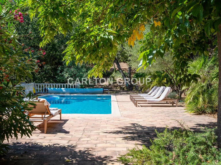 Villa La Garde-Freinet - 5 bedrooms - 220m²