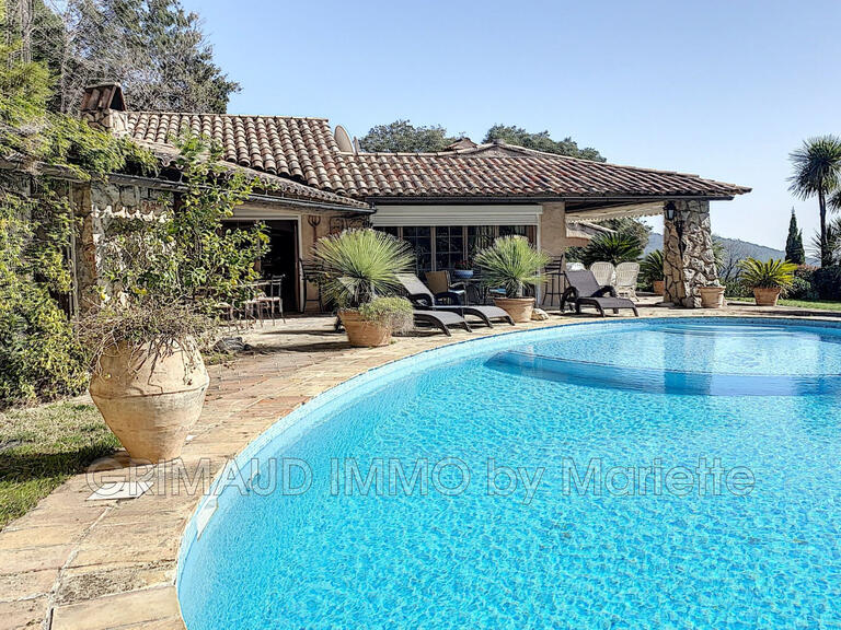 Villa La Garde-Freinet - 5 chambres - 245m²