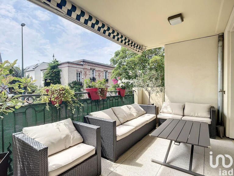 Apartment For Sale La Garenne-Colombes - BellesPierres