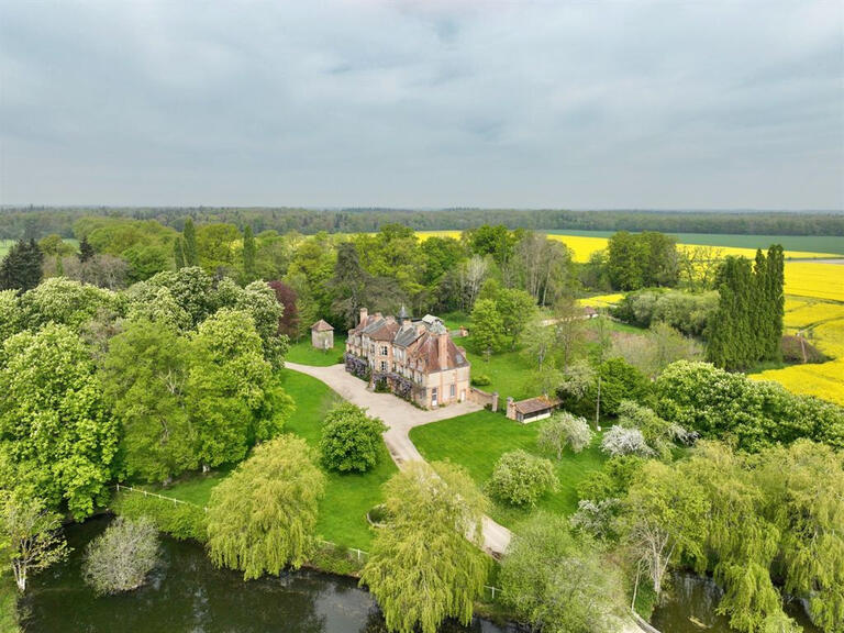 Sale Castle La Haye-Saint-Sylvestre - 38 bedrooms