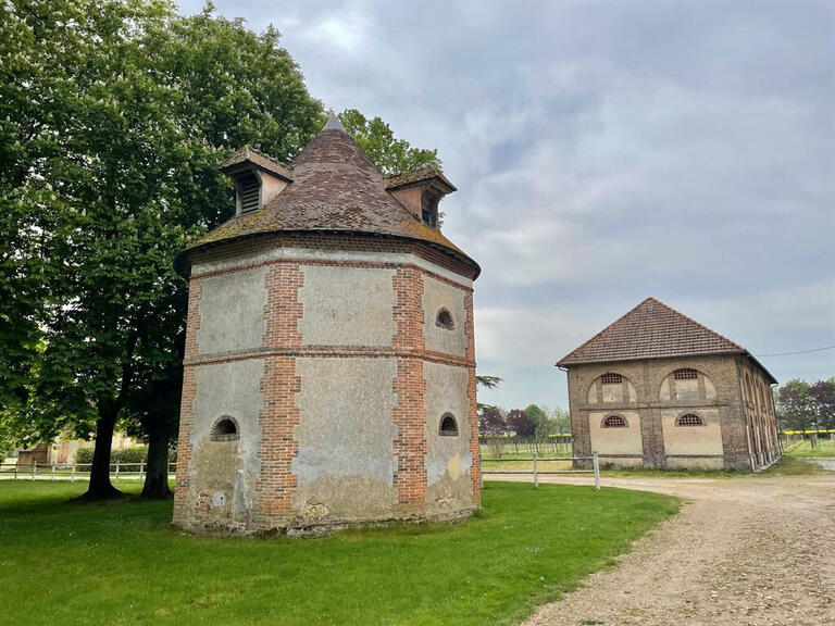 Vente Château La Haye-Saint-Sylvestre - 38 chambres