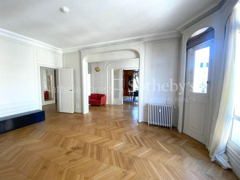 Apartment La Madeleine - 4 bedrooms - 212m²