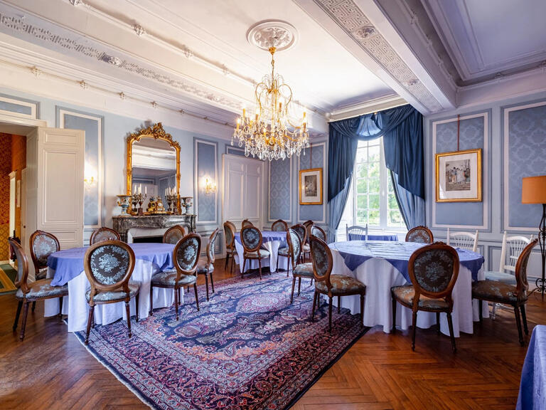 Château La Roche-sur-Yon - 22 chambres - 800m²