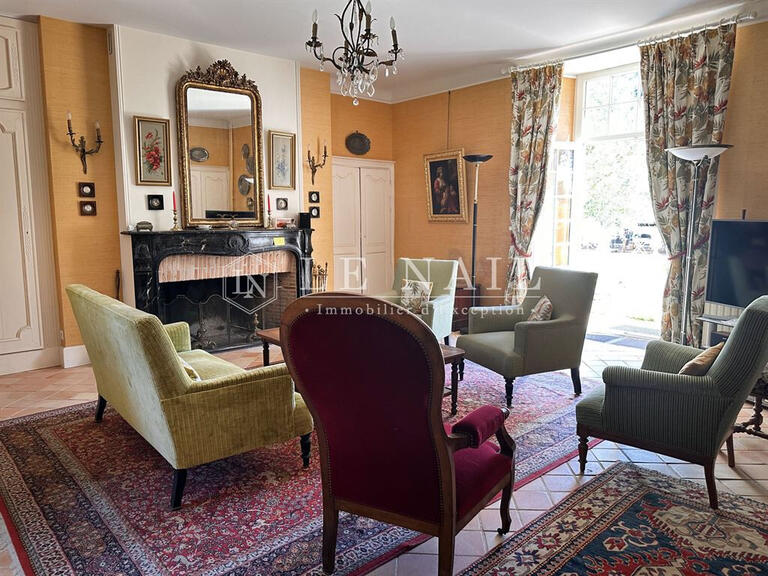 Maison La Roche-sur-Yon - 8 chambres - 449m²