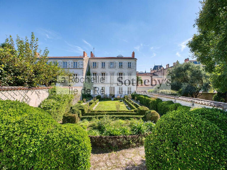 Mansion La Rochelle - 5 bedrooms - 426m²