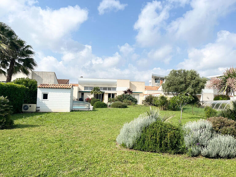 Sale House La Rochelle - 4 bedrooms