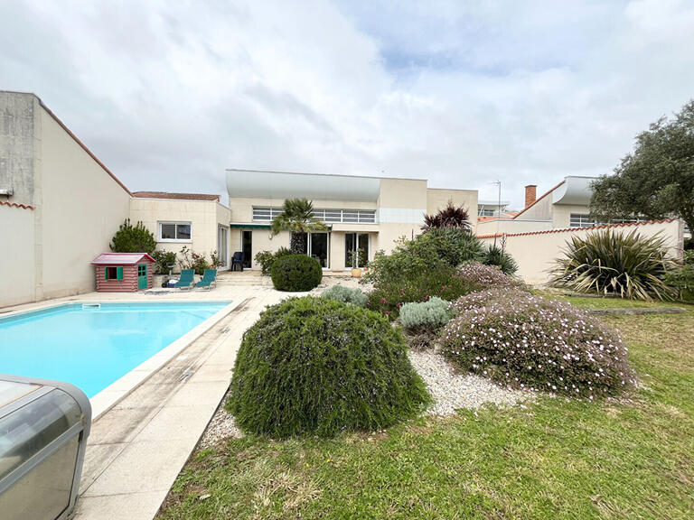 Sale House La Rochelle - 4 bedrooms