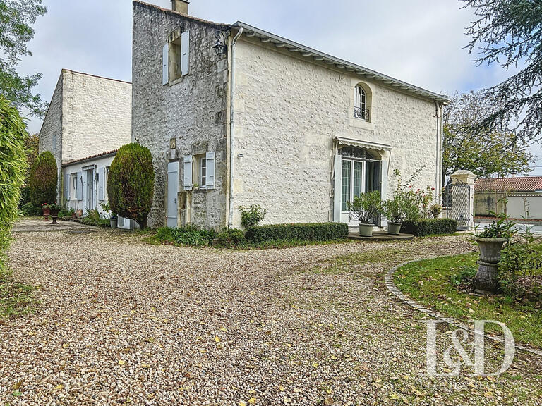 House La Rochelle - 5 bedrooms - 270m²