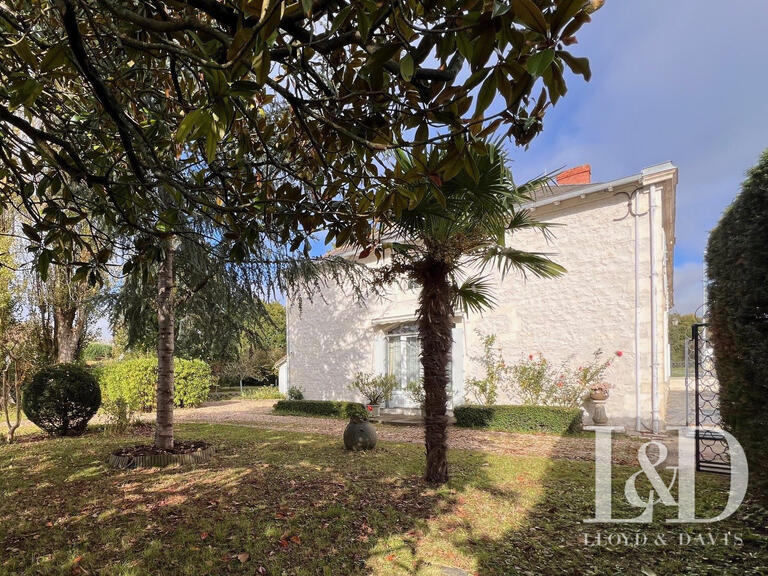 House La Rochelle - 5 bedrooms - 270m²