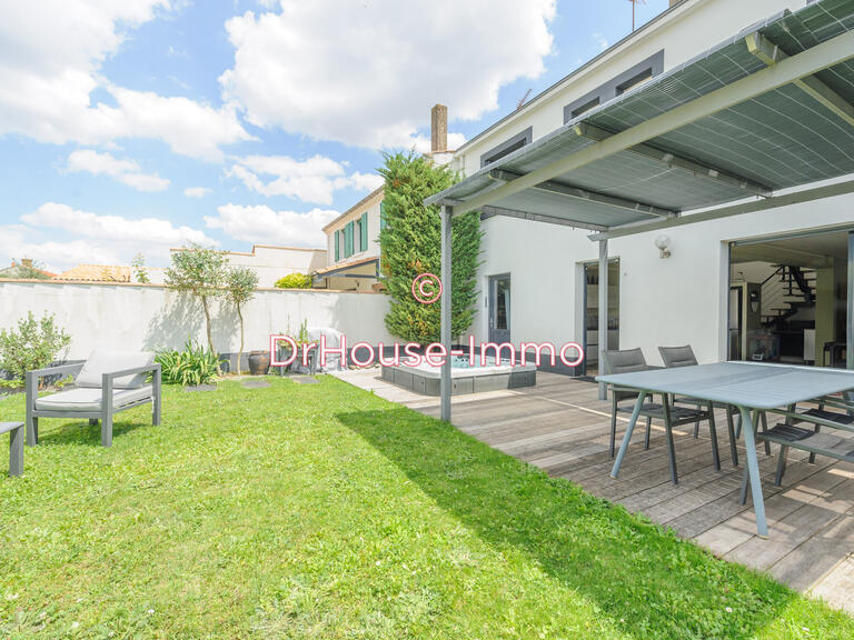 Sale Villa La Rochelle - 6 bedrooms