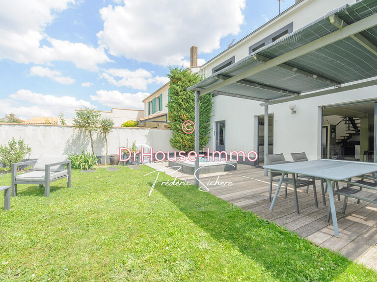 Villa La Rochelle - 6 bedrooms - 184m²