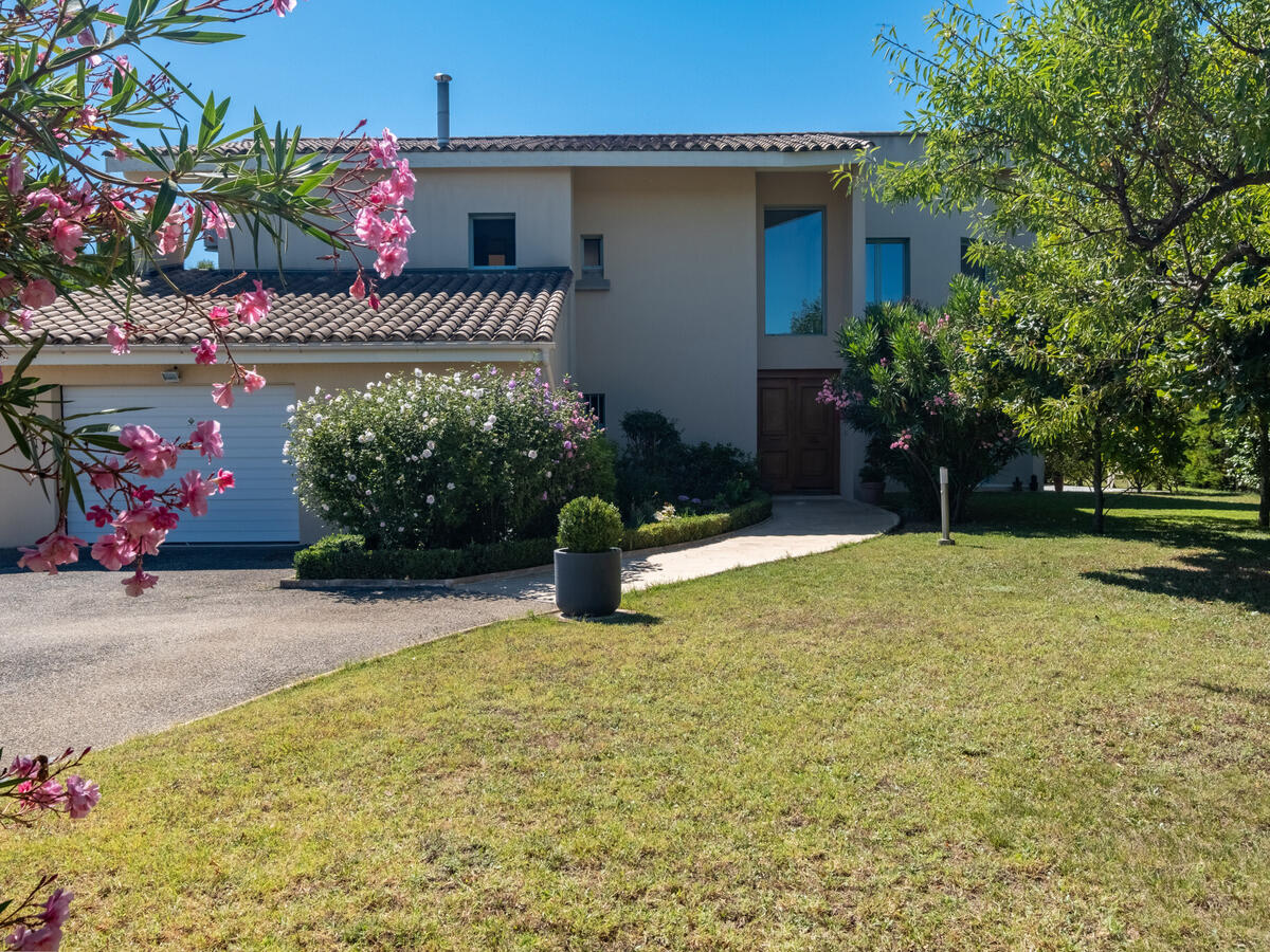 House La Roque-sur-Pernes