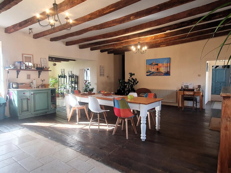 Bien atypique La Salvetat-Peyralès - 5 chambres - 431m²