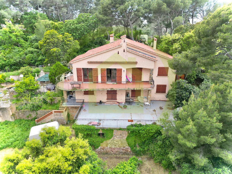 House La Seyne-sur-Mer - 5 bedrooms - 180m²