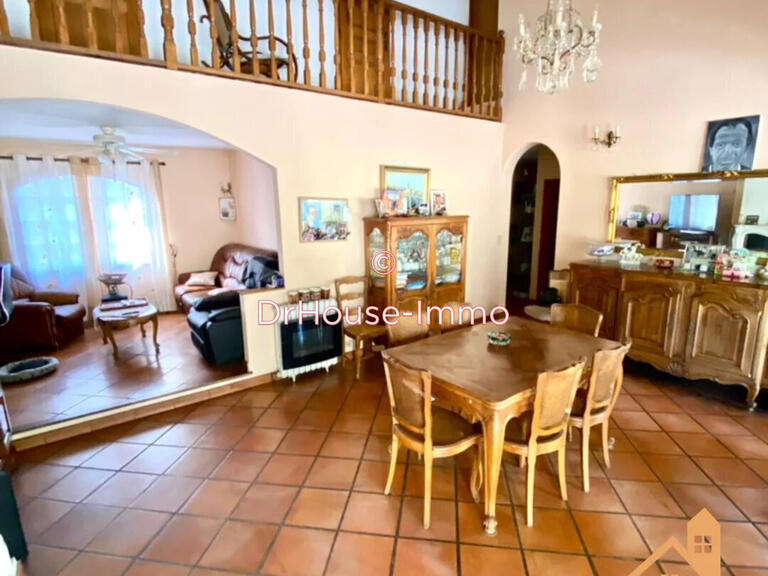 Villa La Seyne-sur-Mer - 3 chambres - 172m²