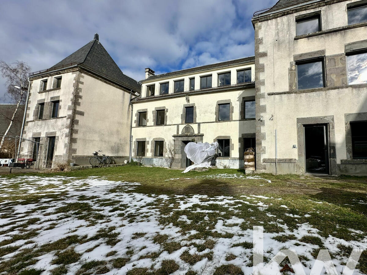 Castle La Tour-d'Auvergne