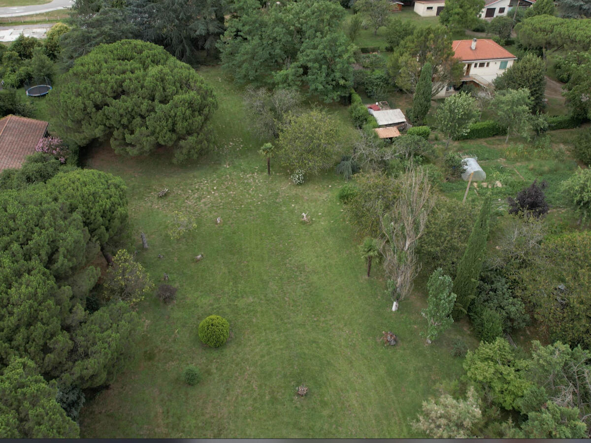 Property Labarthe-sur-Lèze