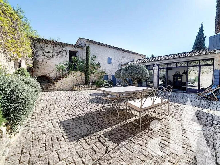 House Lacoste - 5 bedrooms - 10700m²