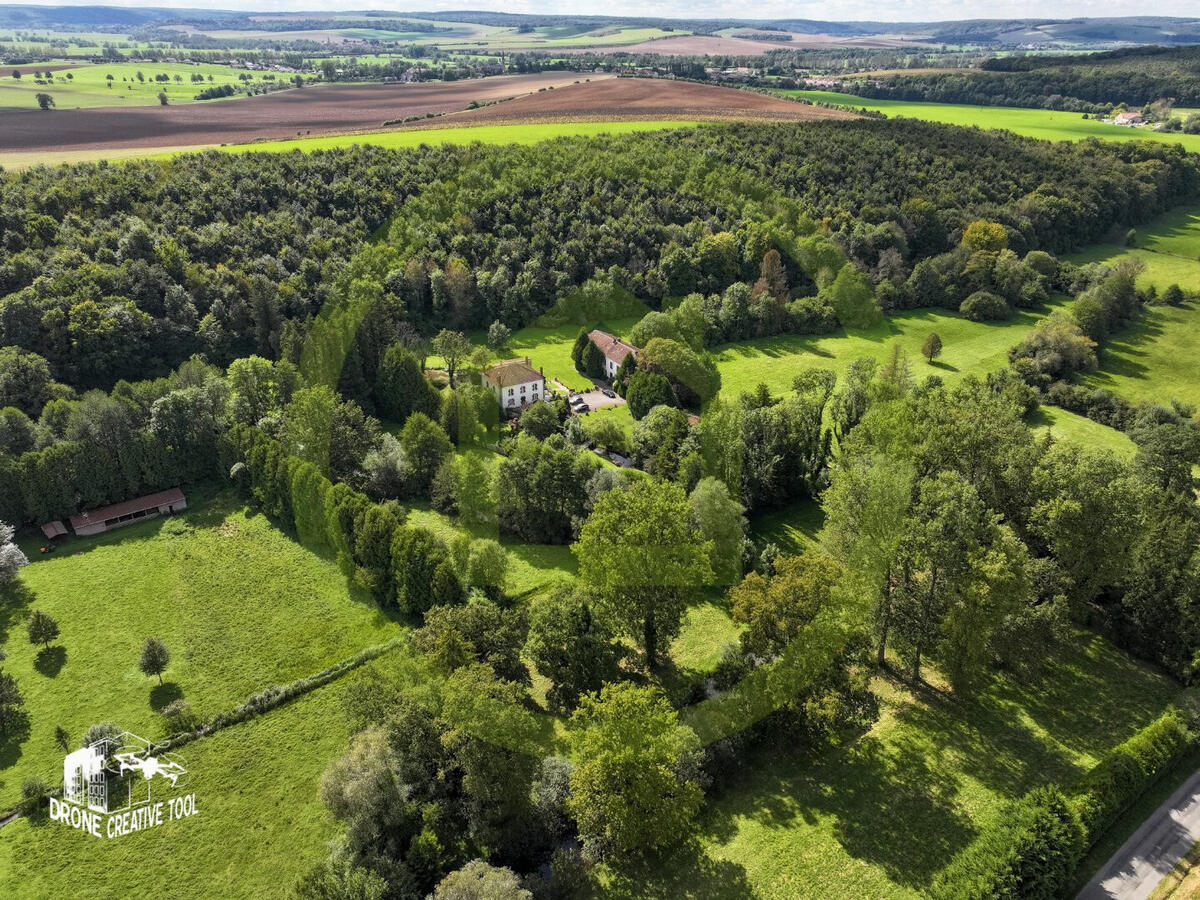 House Lacroix-sur-Meuse