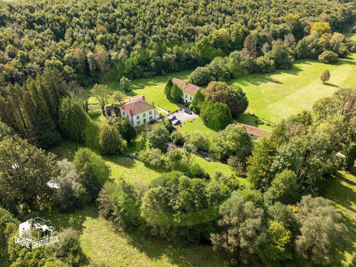 Maison Lacroix-sur-Meuse