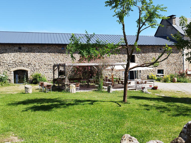 House Langogne - 4 bedrooms - 1000m²