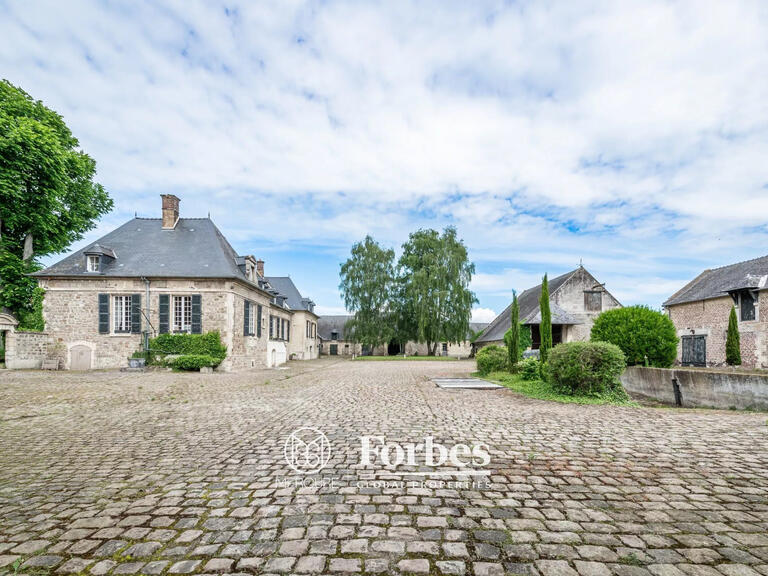 Propriété Laon - 8 chambres - 440m²