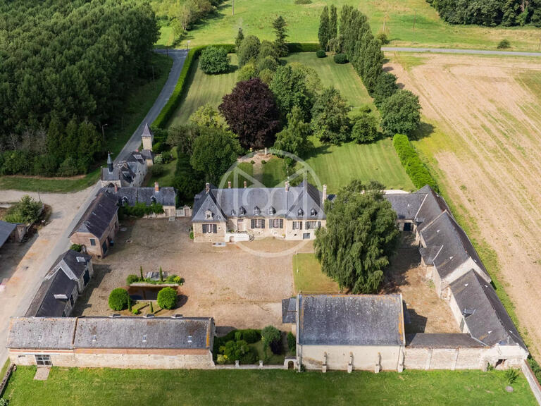 Propriété Laon - 8 chambres - 440m²